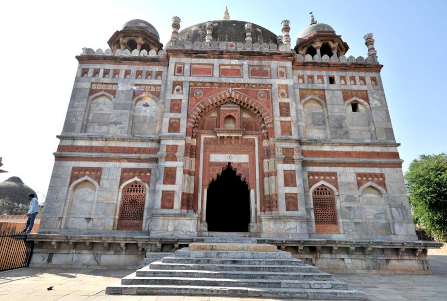 Shah Ibrahim Tomb, Mahendragarh, Haryana - Vushii.com Shah Ibrahim Tomb, Mahendragarh, Haryana - Vushii.com